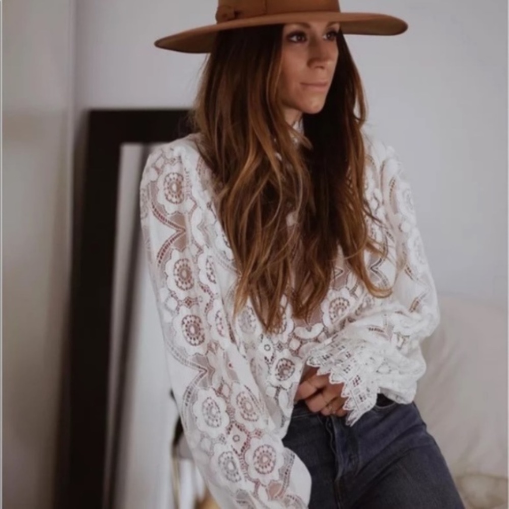 White lace scalloped high neck long sleeve Top Boho - Picture 9 of 14